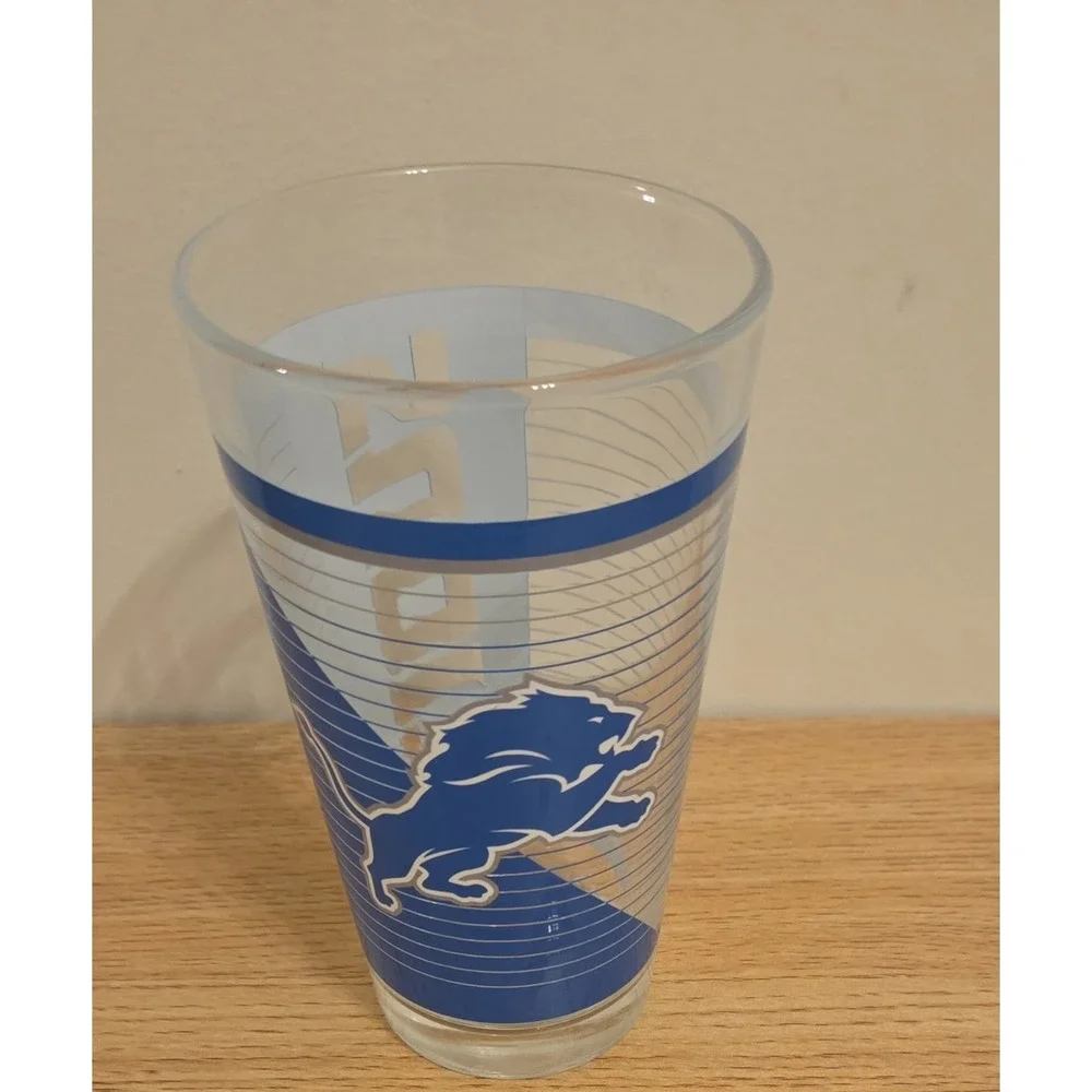 Detroit Lions 16 ounce Striped Pint Drinking Glass Officially NFL Licensed NWOT